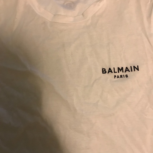 Balmain men’s medium t-shirt authentic!!